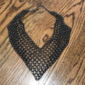 Metal necklace